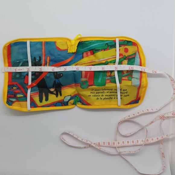 Gaspard and Lisa picture book pouch - Picture 5 of 7